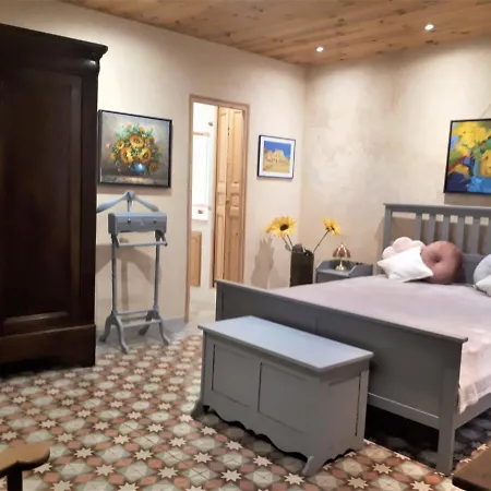 Calme Et Convivialite Aux Arenes Camargue Feriehus *